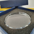 Glas Medaille Emilie Detailansicht Geschenkbox - ebets - awards