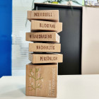 Holzaward Cubex Spin mit beweglichen Holzelementen und Druck und Gravur - Made by ebets