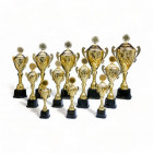 Pokal Berlin in Gold mit schwarzem Sockel - erhältlich in 12 Größen - Awards
