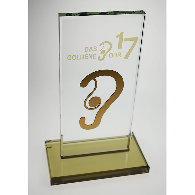 Glas Award Champion mit geplotteter Goldfolie und Druck