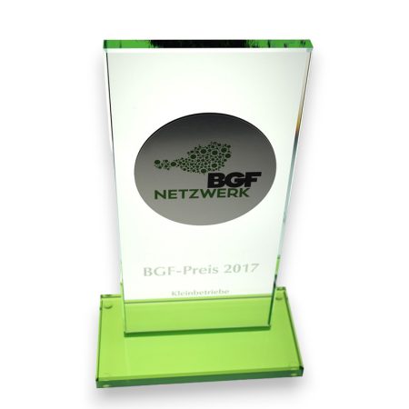 Glas Award mit Silberfolie veredelt und bedruckt