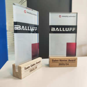 glasaufsteller-cuteless-award-kundenbeispiel-balluf-made-by-ebets-award