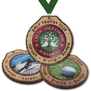 Holz Medaille 3D Wood mit 3D Doming und Gravur - Made by ebets - Awards.at