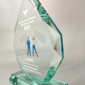 jade-glas-honor-trophy-seitliche-ansicht-made-by-ebets_awards