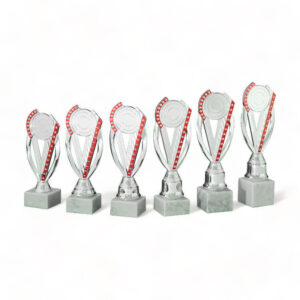 pokal-marseille-in-silber-mit-roten-applikation-mit-platz-fuer-sportart-emblem-in-6-groessen-54800-awards